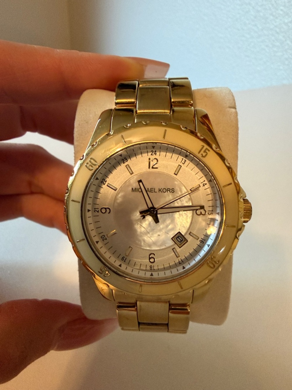 Michael Kors Gold and Mother-of-Pearl Dial Women's Bracelet Watch